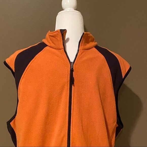 Cutter & Buck Weathertec Vest Size XL - Picture 3 of 12